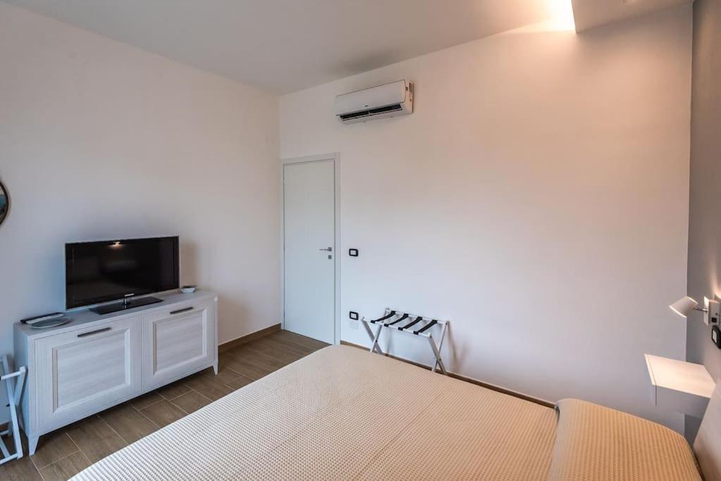 I Pumi Free Parking - Lecce Selection Apartment Luaran gambar